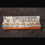 domino-holder-full_front